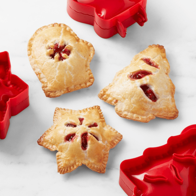 Set of Seasonal Hand Pie Molds – Foldable Plastic Molds for Easy Baking Homezys