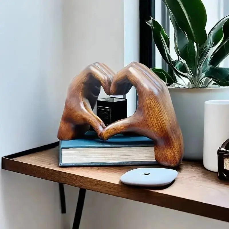 HeartBond™ — Timeless Elegance with Soulful Warmth Mivoza Deutschland