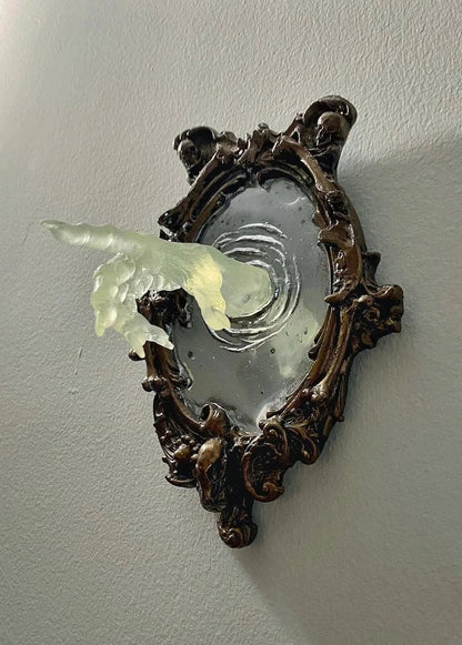 GhostMirror™ — Eerie 3D Glow that Haunts Mivoza Deutschland