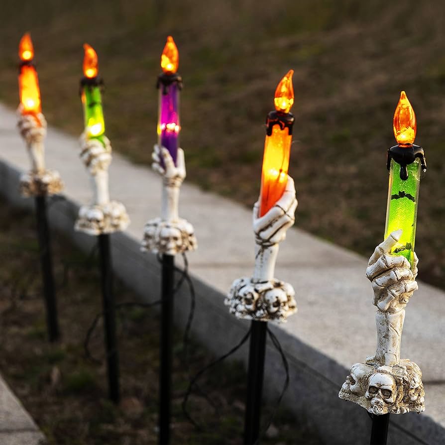 Solar Skull Candle Lantern – Spooky Light for Garden, Yard & Terrace Homezys