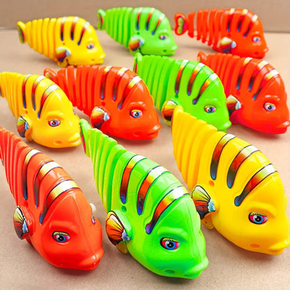 🐟Plastic Wind-Up Wiggle Fish Toys Zorenza