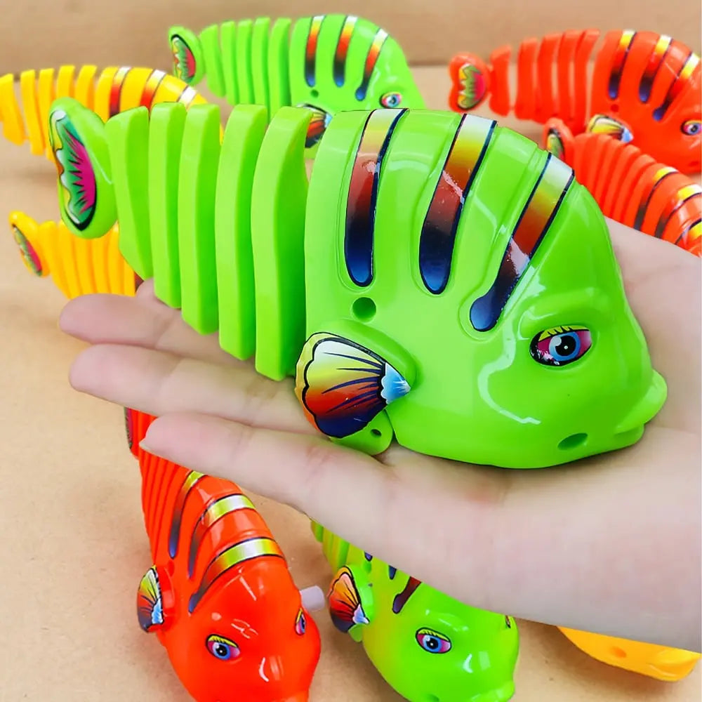🐟Plastic Wind-Up Wiggle Fish Toys Zorenza
