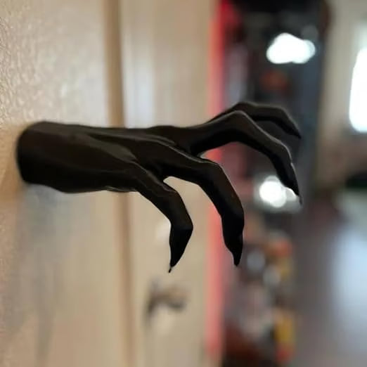 Demon Claws Sculpture — Eerie Eye-Catcher for Dark Rooms Homezys