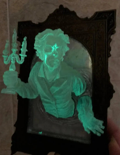GhostMirror™ — Eerie 3D Glow that Haunts Mivoza Deutschland