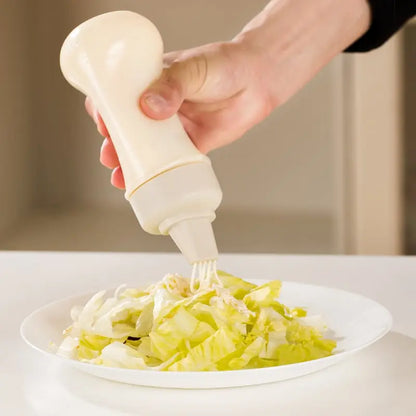 Condiment squeeze spray bottle Zorenza
