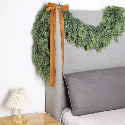 Garland of Rubber Leaves — Natural Warmth and Long-lasting Charm Homezys