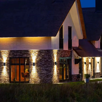 GlowPulse™ — Effortless Twilight Walls Alive Mivoza Deutschland