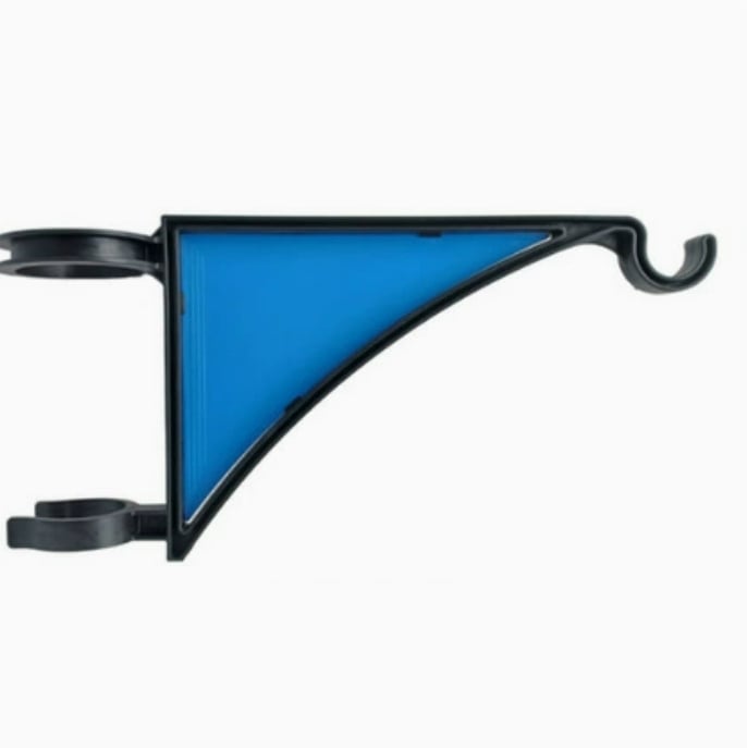 Plant hanger for fence posts — Tool-free outdoor plant holder Homezys
