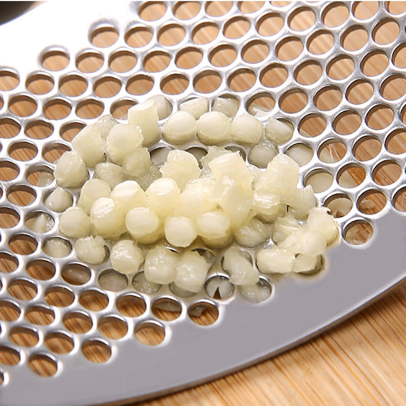 Easy-Squeeze Garlic Press – Premium Stainless Steel Homezys
