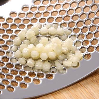 Easy-Squeeze Garlic Press – Premium Stainless Steel Homezys