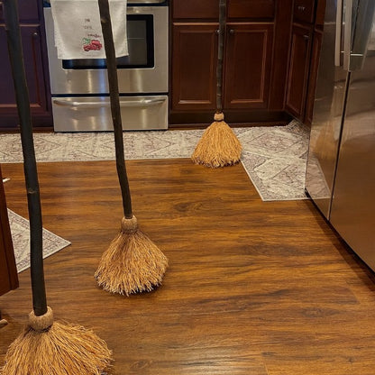 Floating Witch’s Broom – Moves & Laughs with Sound and Touch Homezys